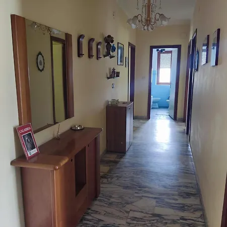 Apartman Elyhouse Gizzeria