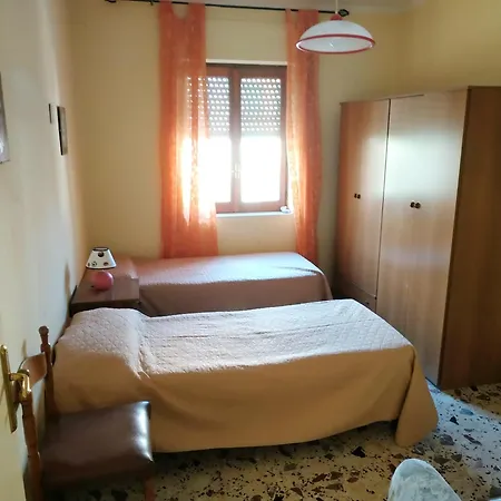 Elyhouse Apartmán *