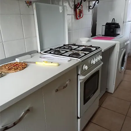 Apartment Elyhouse