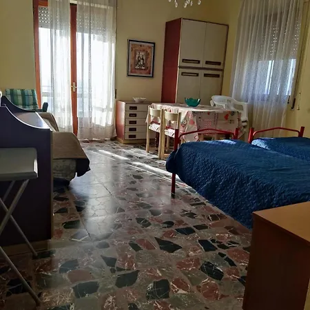 Elyhouse Apartament *