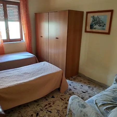 Elyhouse Apartamento *